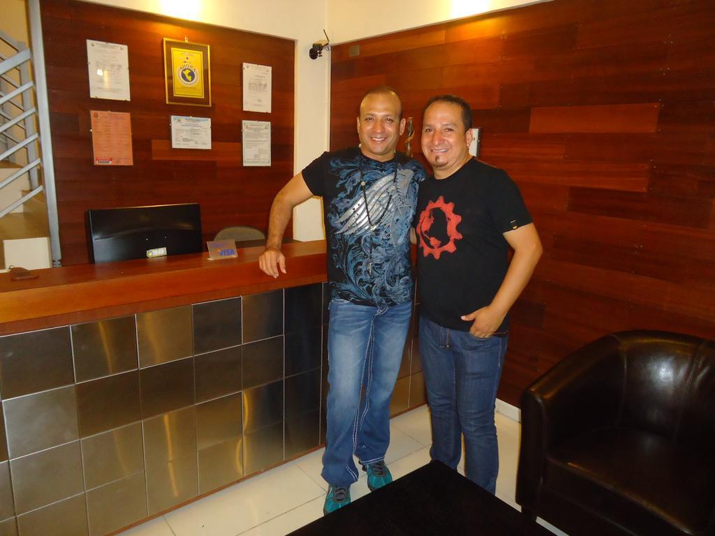 Hotel Boulevard Plaza Pucallpa Exterior photo