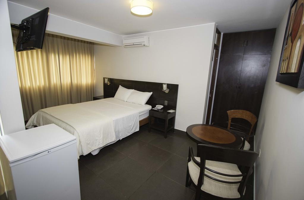 Hotel Boulevard Plaza Pucallpa Exterior photo